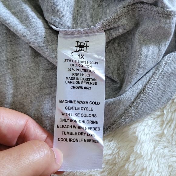 Ed Hardy Skull💀 and Butterfly🦋 Tee👕  - NWT - Picture 8 of 12